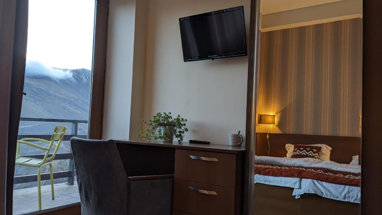 Melia Hotel Gudauri Ngoại thất bức ảnh