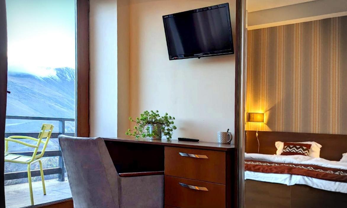 Melia Hotel Gudauri Ngoại thất bức ảnh